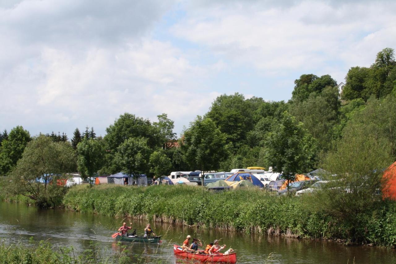 Ferienwohnungen Am Campingplatz Trendelburg Dış mekan fotoğraf